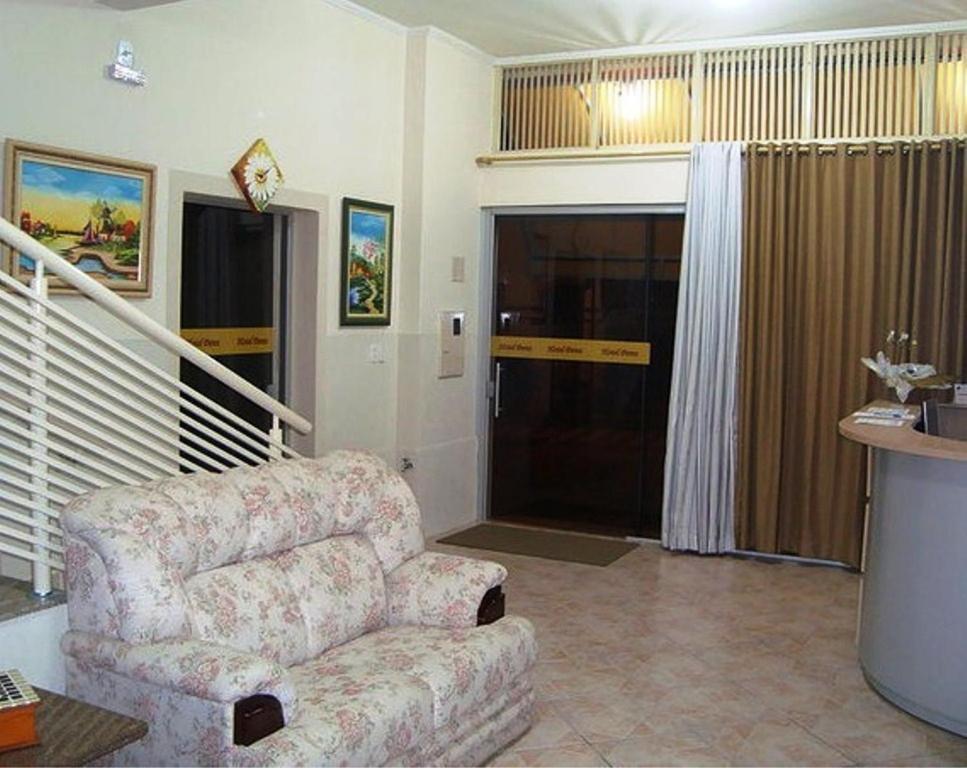 Hotel Perez Pouso Alegre Extérieur photo