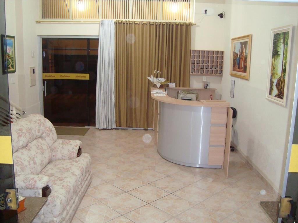 Hotel Perez Pouso Alegre Extérieur photo
