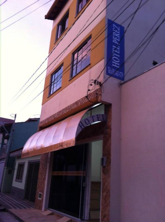 Hotel Perez Pouso Alegre Extérieur photo